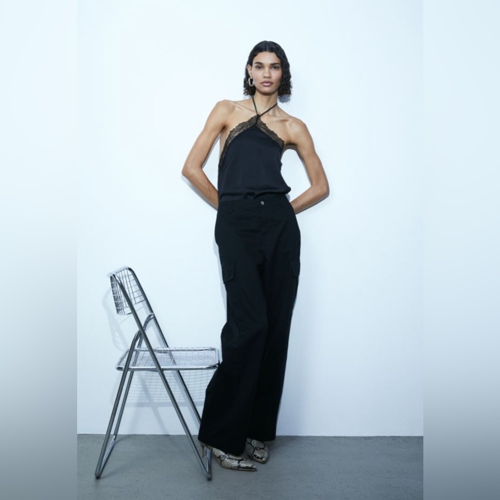 H&M High Rise Cargo Pants - Picture 2 of 8